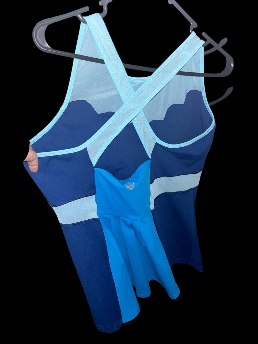 CROWNED ATHLETICS NWOT XXL Blue Mermaid Women’s Blue Contrast Tank Top - Picture 3 of 6